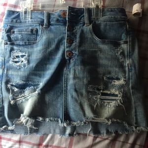 American eagle distressed denim skirt